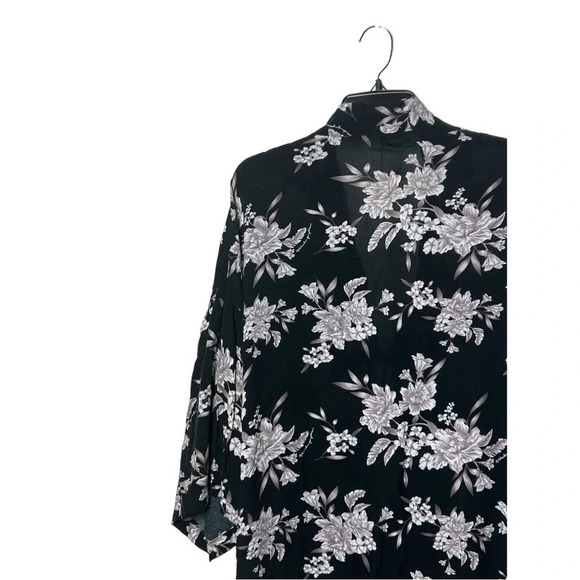 1658. SPIRITUAL GANGSTER SWIMSUIT COVERUP‎ FLORAL PATTERN POCKETS ONE SIZE BLACK - Picture 8 of 9